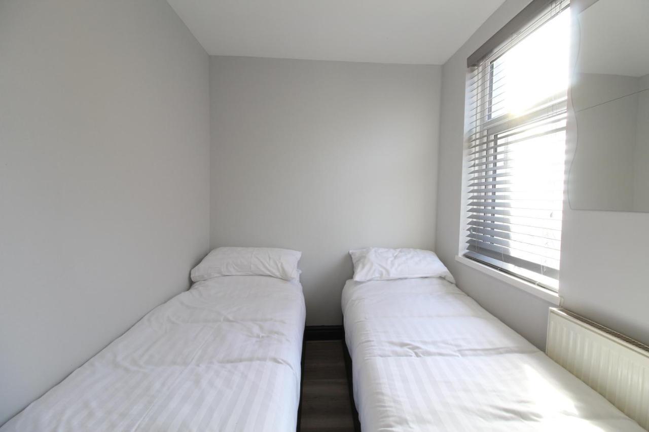 Anfield House Hotel ลิเวอร์พูล ภายนอก รูปภาพ